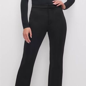 Good American slacks. This is a Kardashian line.